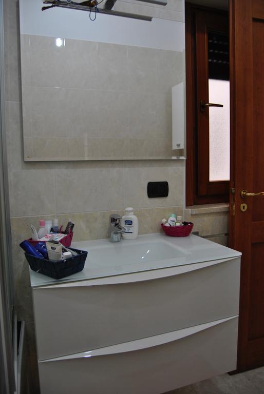 Rhomeholidays Фиумичино Екстериор снимка