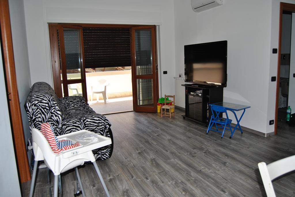 Rhomeholidays Фиумичино Екстериор снимка